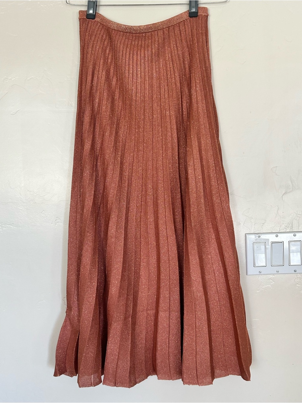 Banana Republic NWT Pleated Metallic Sweater Skirt M Medium Molten Copper Pink - Picture 3 of 5